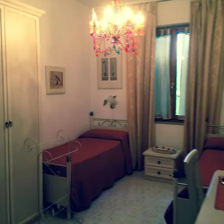 Country Garden Bed & Breakfast Alghero